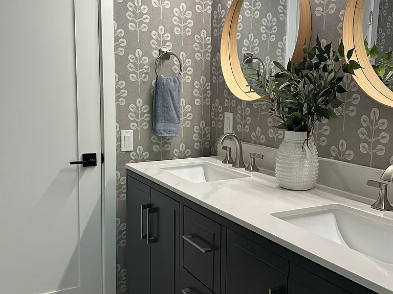 514 NE Joanne Cir — Photo 13