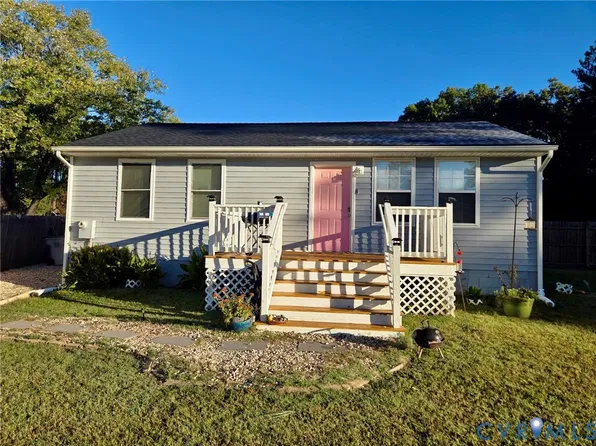 3705 Yard Arm Dr, Chester, VA 23831