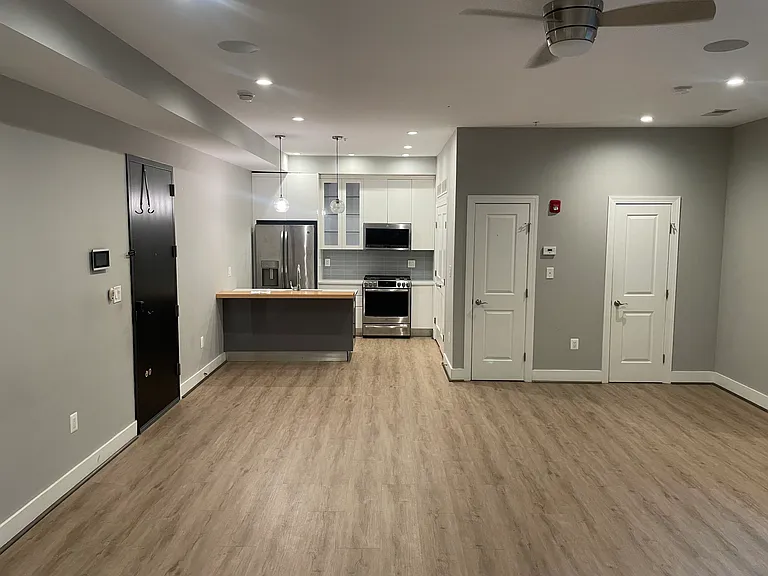 625 Park Rd NW #C5 — Photo 3
