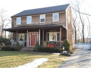28 Glenmere St, West Bridgewater, MA 02379
