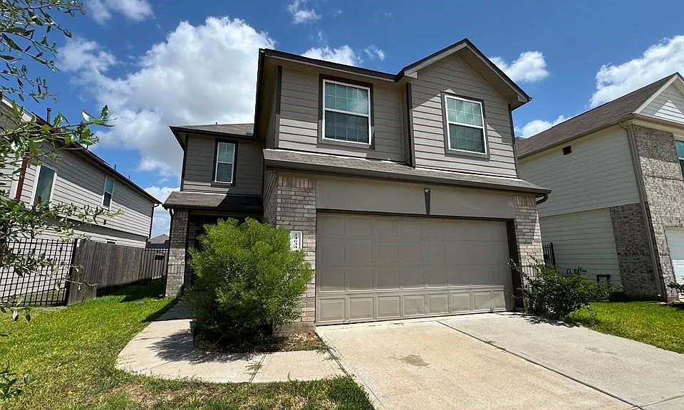 24634 Bastiani Canvas Ln