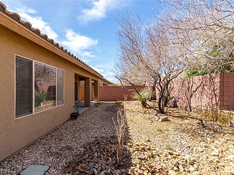 6092 Fox Creek Ave — Photo 39