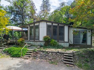 767 Bailey Dr, Grants Pass, OR 97527