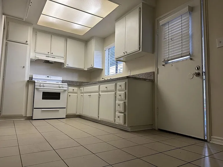 1600 E La Habra Blvd #1614 — Photo 18