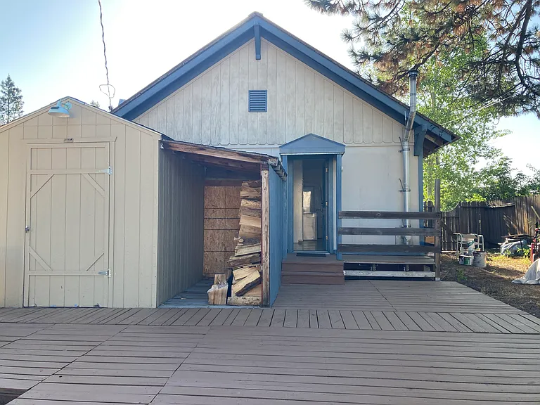 605 Delwood St — Photo 4