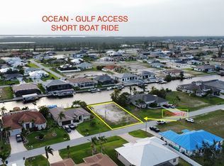 450 NW 37th Pl, Cape Coral, FL 33993