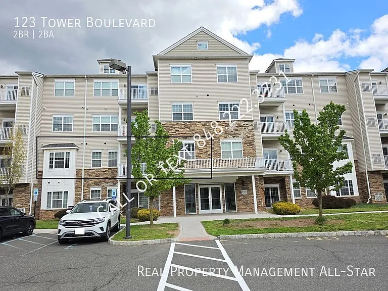 123 Tower Blvd — Photo 1