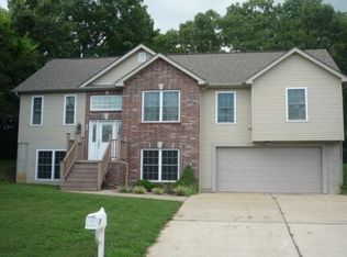 19 Westminster Ln, Union, MO 63084