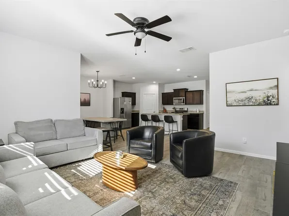 9621 Fallston Dr, Fort Worth, TX 76108