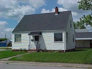 1st image of 495 Caroline Dr