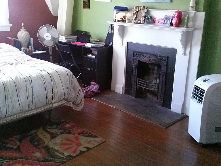 2512 W Grace St #3 — Photo 4