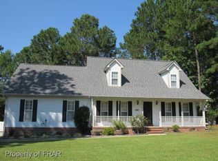 7822 Shuttle Rd, Fayetteville, NC 28311