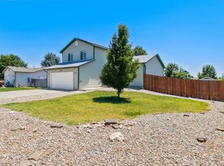 3004 Swan Point Ct, Evans, CO 80620