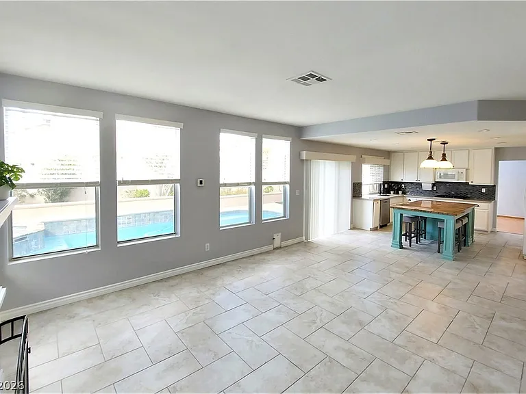 8272 Tibana Way — Photo 7