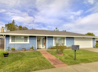8937 Lismore Dr, Elk Grove, CA 95624