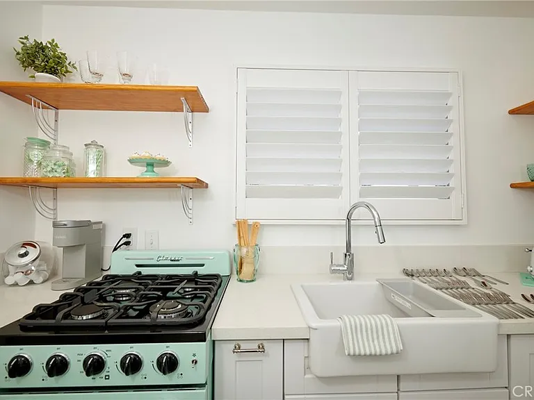 728 Euclid St #D — Photo 9