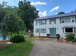 194 Worcester St, North Grafton, MA 01536