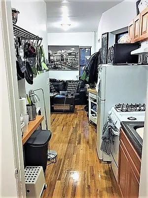 Rented by Dynamik Realty | media 2