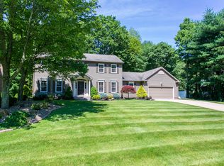 3906 Golden Wood Way, Uniontown, OH