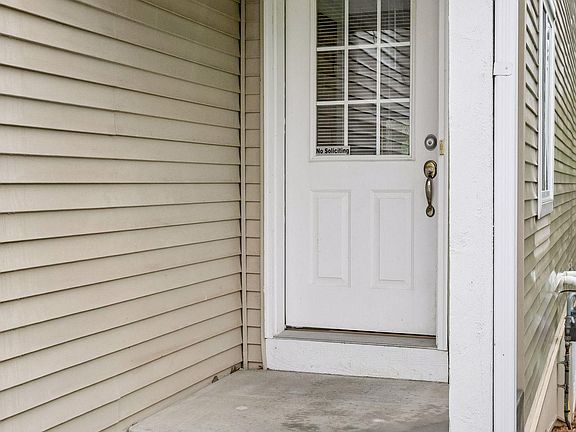 2nd image of 249 Pleasant Ln