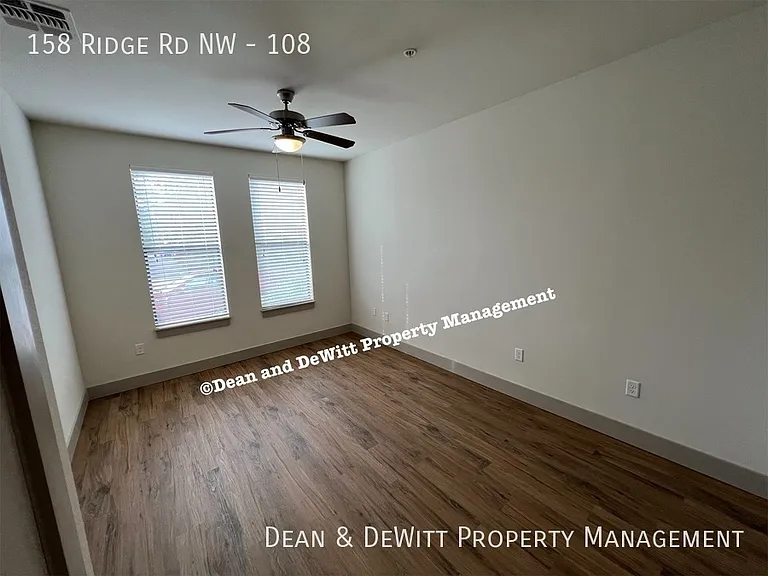New Luxury Rentals In The Heart of Largo — Photo 17