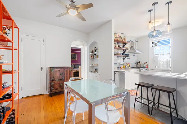 Sold by Compass | media 17