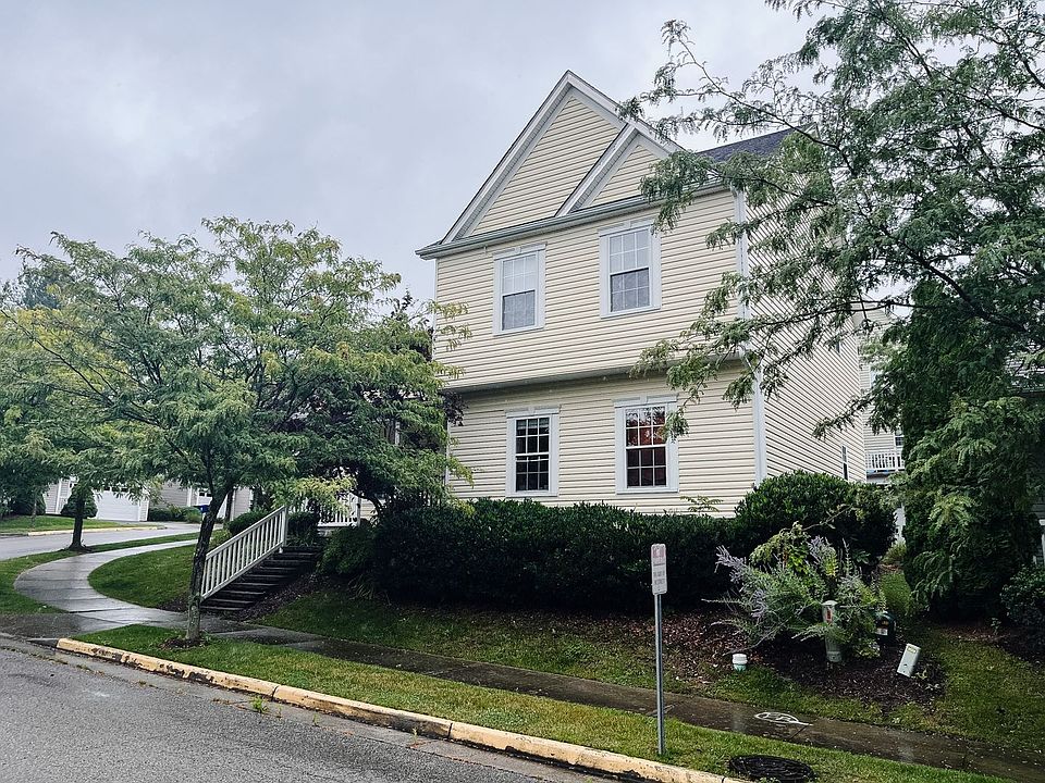 2nd image of 350 Courtney Cir