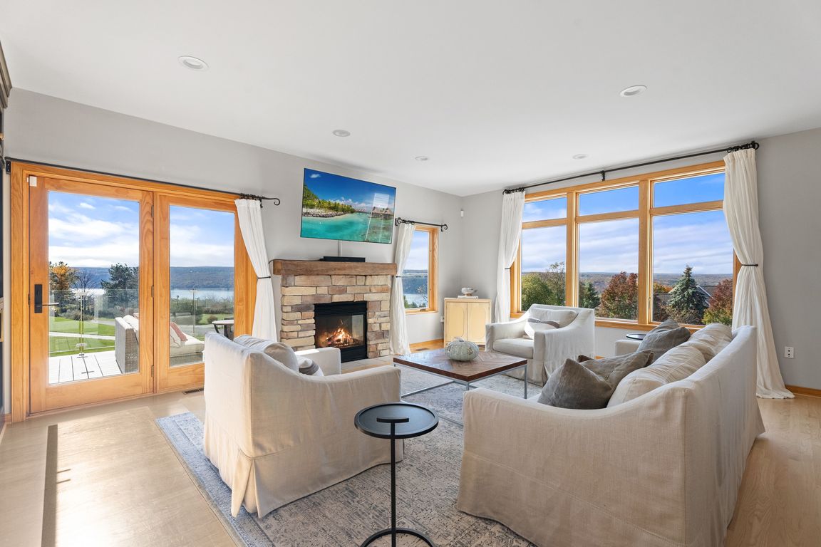 next background image