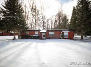 17601 Eight Mile Rd, Stanwood, MI 49346