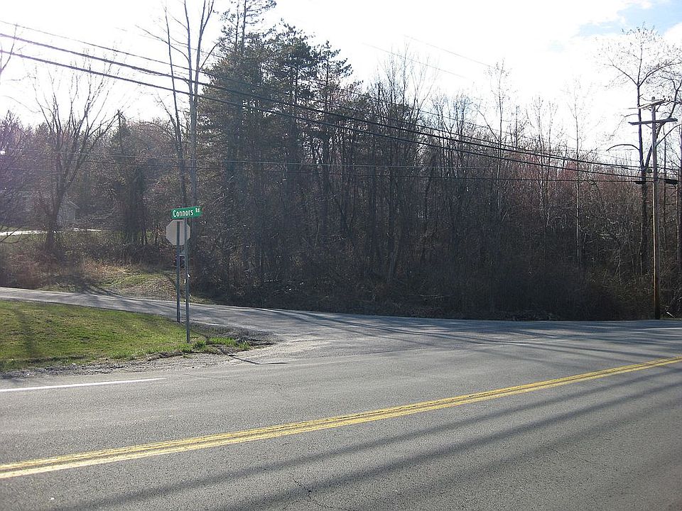 Entrance off Conners Rd