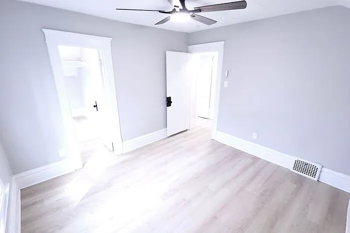 991 Diana Ave — Photo 6