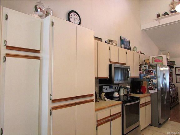2nd image of 111 S Highview Ave