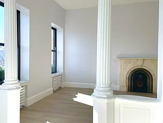 Rented by (Legacy) Elegran
