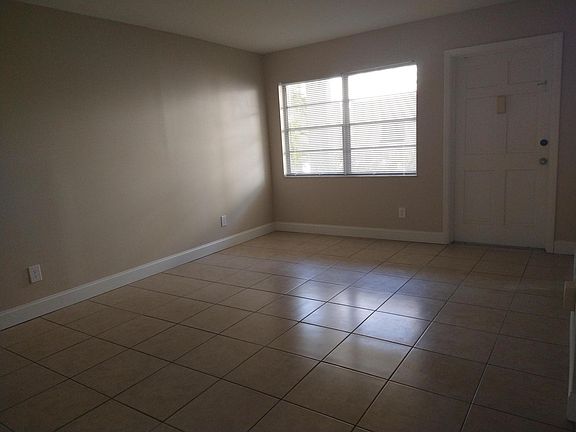 3rd image of 3157 36th St N