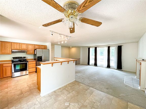 Dining room flows nicely into the kitchen and living room.