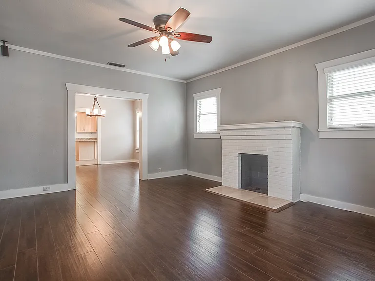 1608 Virginia Pl — Photo 4