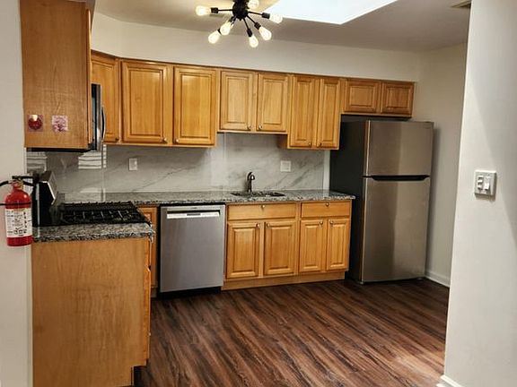 5th image of 3713 Bergen Tpke Floor 2