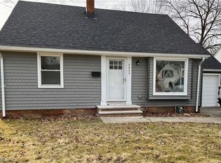 4824 Anderson Rd, Lyndhurst, OH 44124