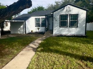 924 W Alice Ave, Kingsville, TX 78363