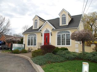 8900 Transit Rd, East Amherst, NY 14051