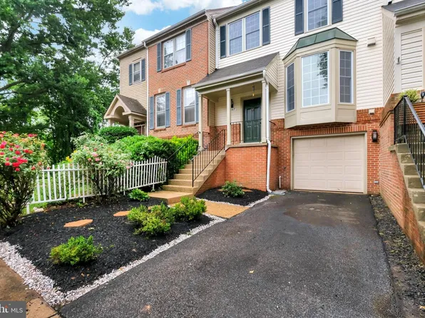 9347 Peter Roy Ct, Burke, VA 22015