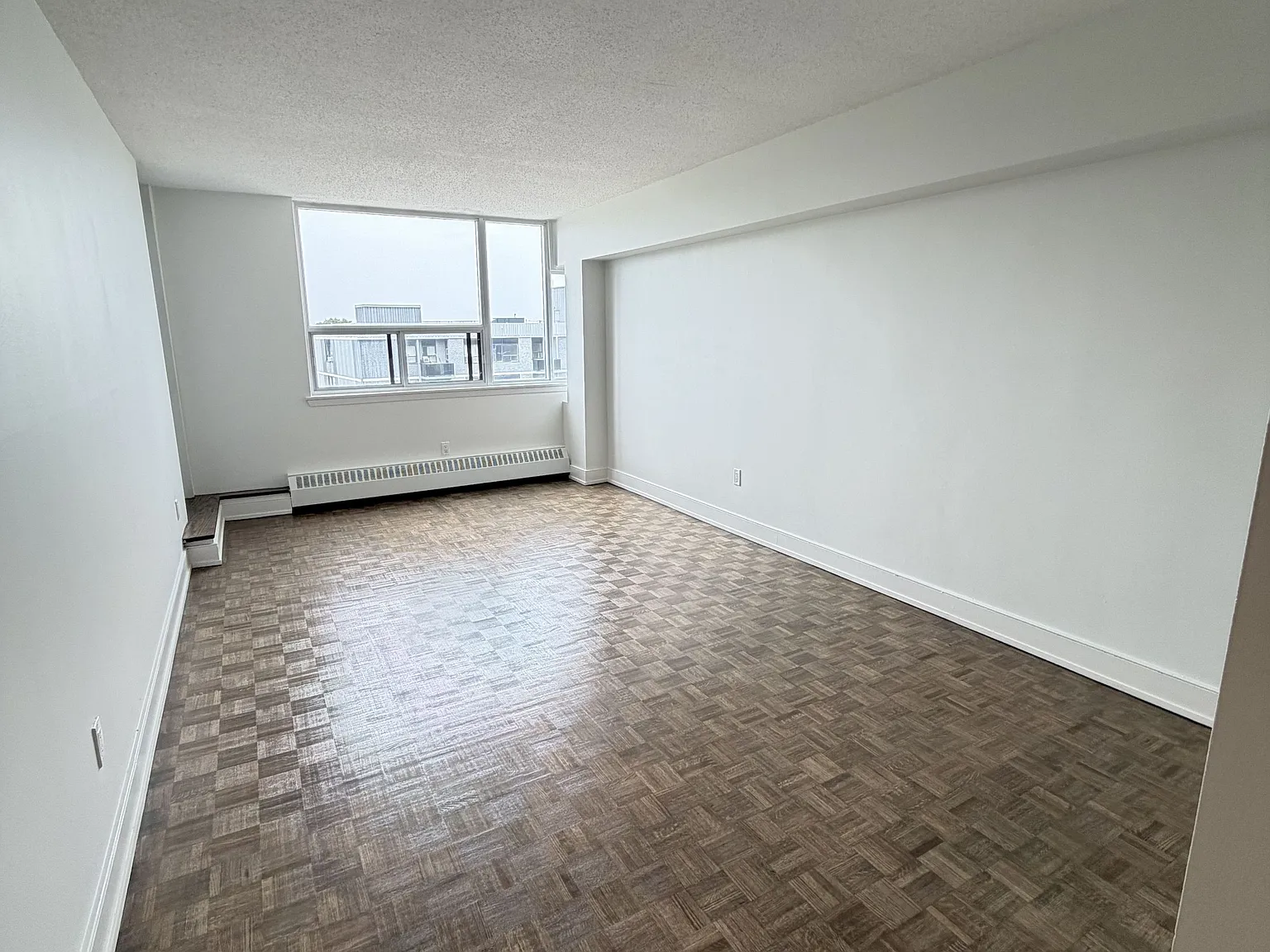 Wellington Towers — Photo 4