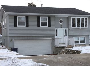 30 S Melrose Ave, Elgin, IL 60123