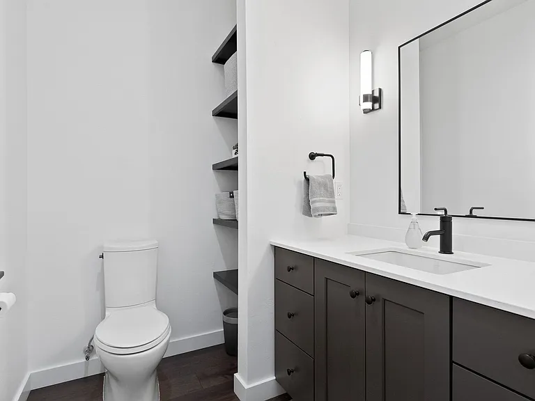 1071 Brookwood Dr — Photo 24