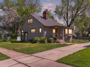 1342 Kensington Pl, Aurora, IL 60506