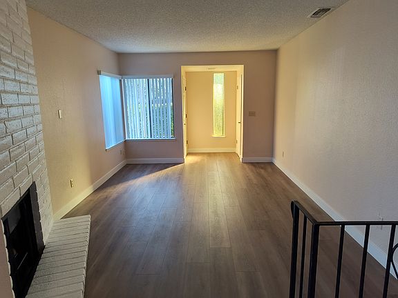5th image of 6937 Trovita Way