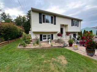 465 Murdock Ave, Meriden, CT 06450