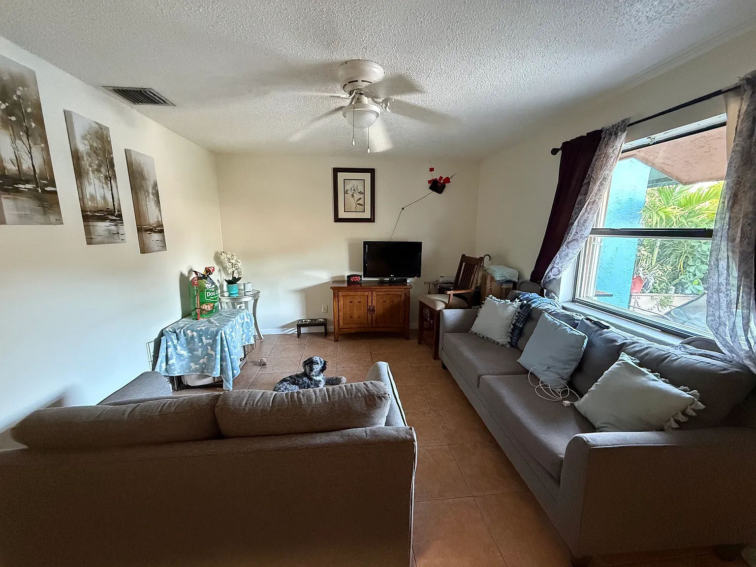 2 bed, 915 sqft, $1,850 — Photo 2