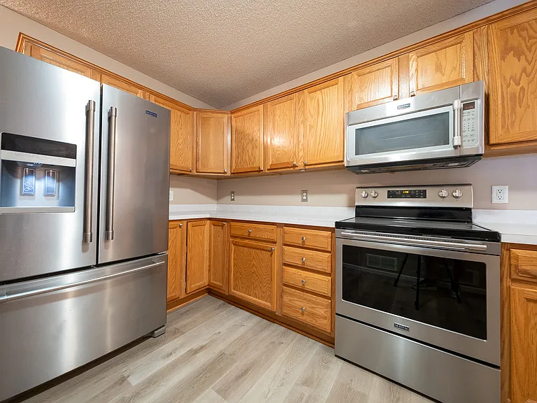 17083 Eagleview Way — Photo 10