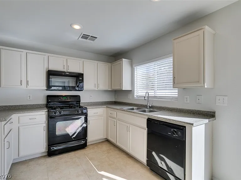 868 Blue Rosalie Pl — Photo 19